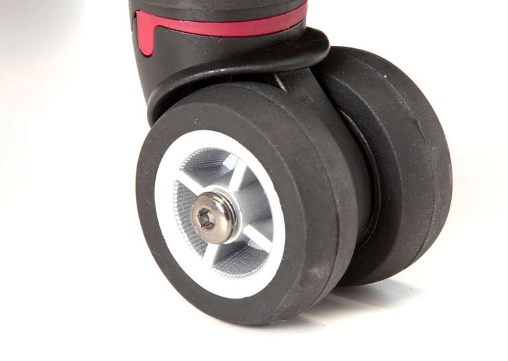 360° spinner wheels for excellent mobility
